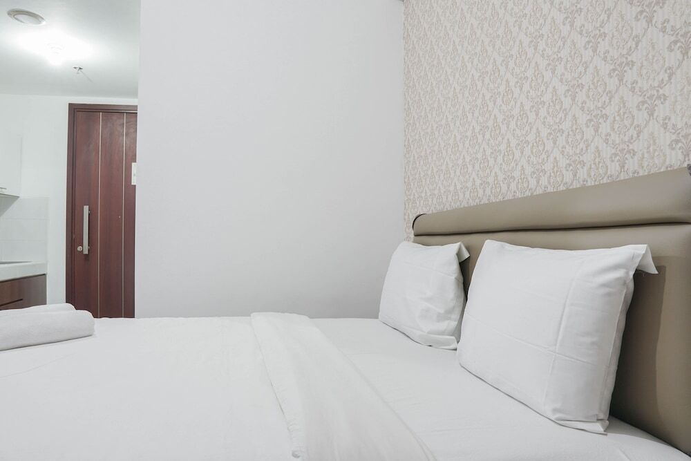 Legok: Homey and Nice Studio Apartment at Scientia Residence
