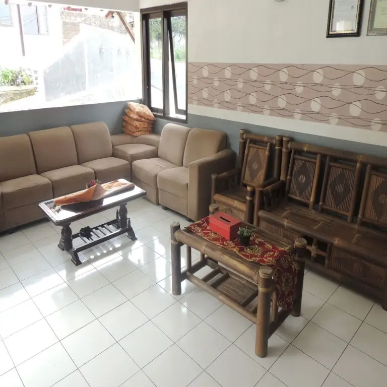 Бандунган: Yonanda Hotel