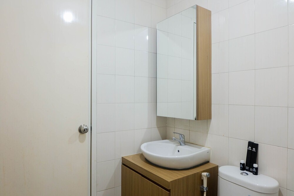 Джакарта: Comfy 2Bedroom At Signature Park Grande Apartment
