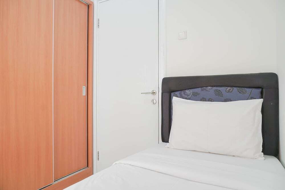 Nice And Cozy 2Br Green Pramuka City Apartment — фото 1