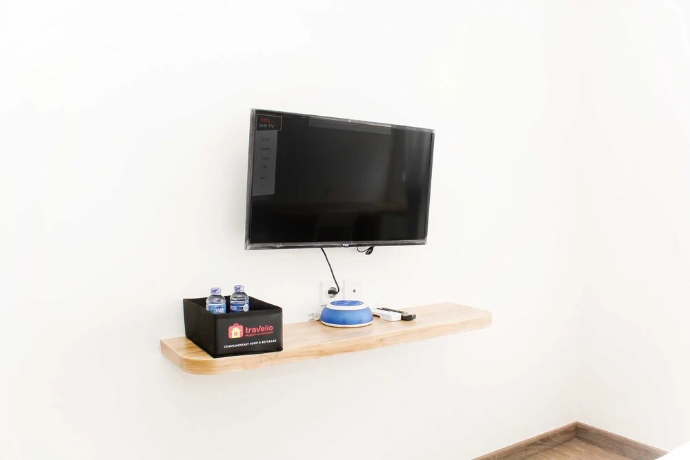 Чикаранг: Homey And Cozy Studio At Riverview Jababeka Apartment