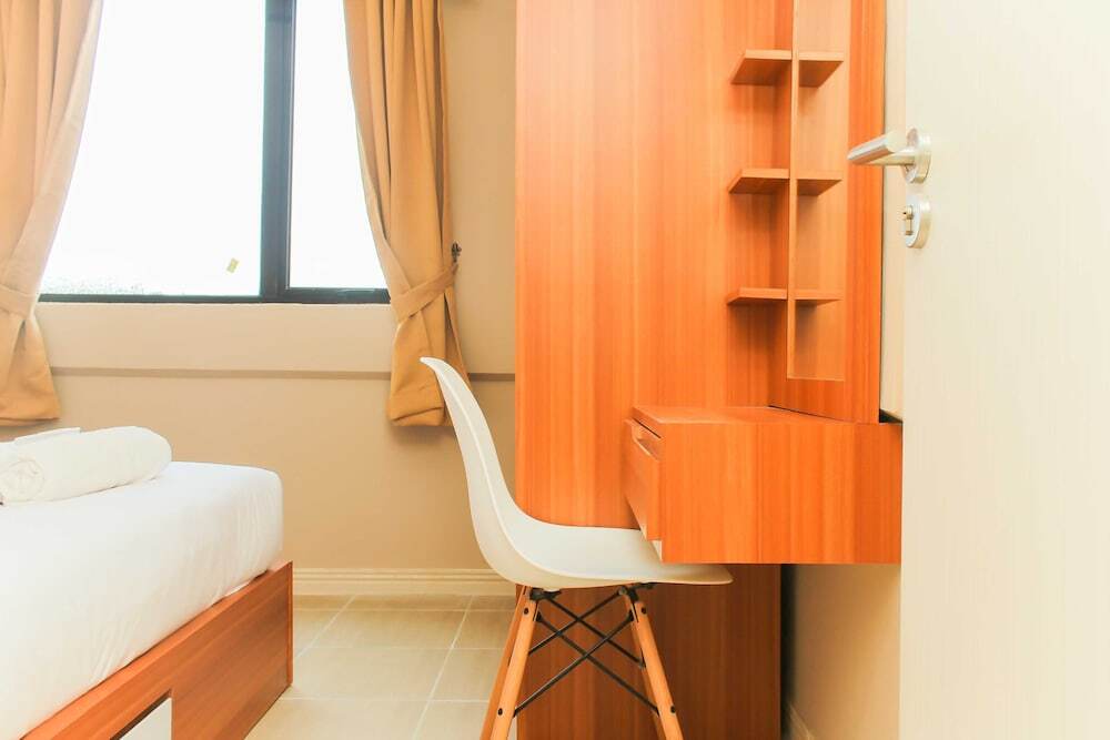 Сибату: Well Appointed 2Br At Meikarta Apartment
