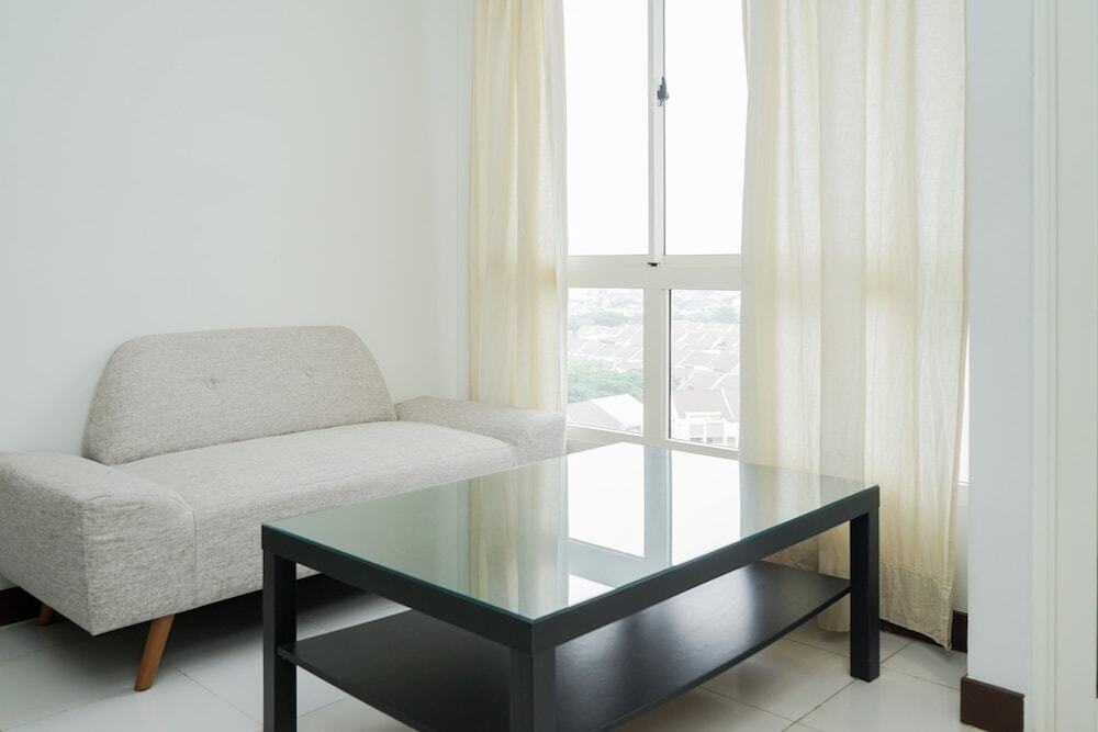 Legok: Cozy Stay Studio Apartment At Scientia Residence
