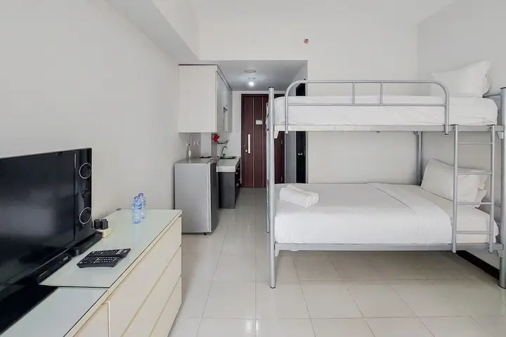 Legok: Cozy Stay Studio Apartment At Scientia Residence