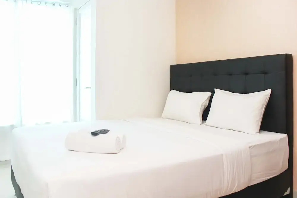 Бекаси: Comfort Living Studio Room At Grand Kamala Lagoon Apartment