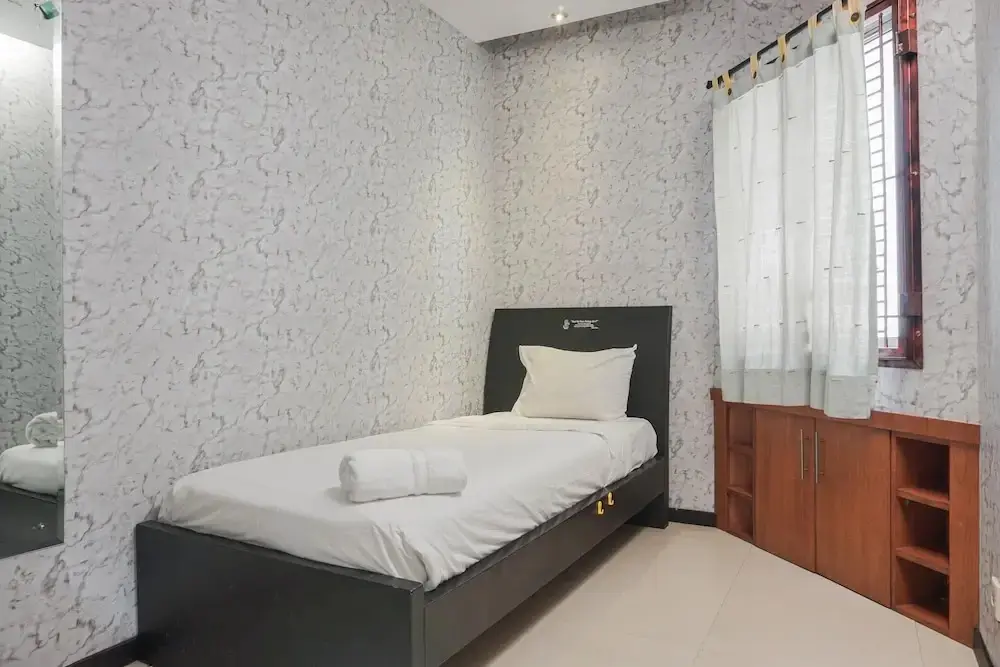 Джакарта: Comfort 2Br At Mediterania Gajah Mada Apartment