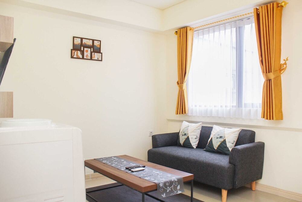 Сибату: Comfort And Strategic 2Br Apartment At Meikarta