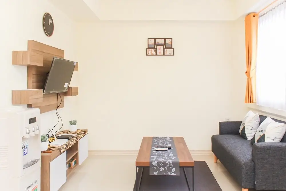 Сибату: Comfort And Strategic 2Br Apartment At Meikarta