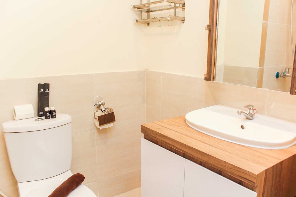 Сибату: Comfort And Strategic 2Br Apartment At Meikarta