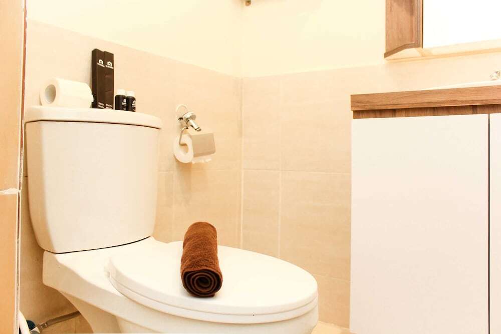 Сибату: Comfort And Strategic 2Br Apartment At Meikarta