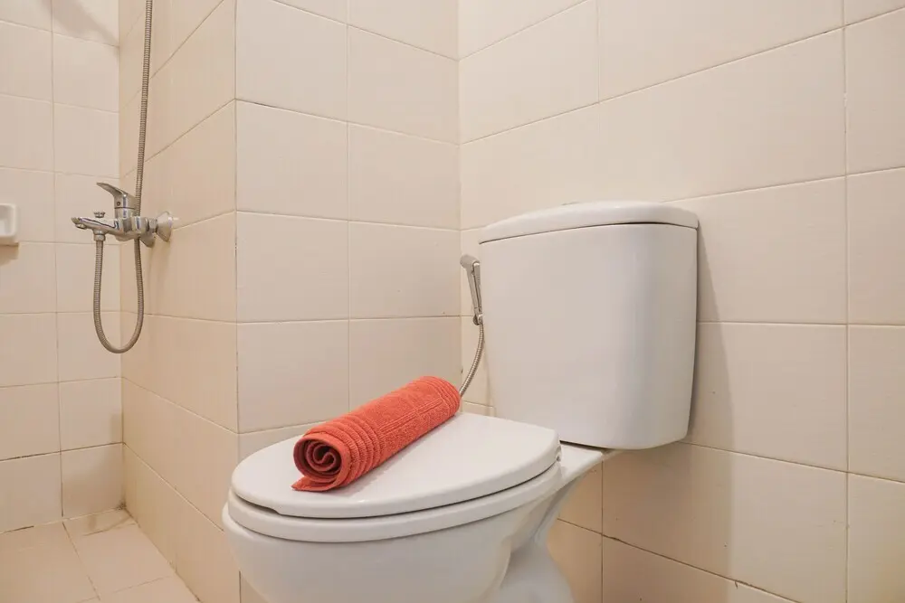 Джакарта: Comfort 1Br Apartment With Study Room At Woodland Park Residence