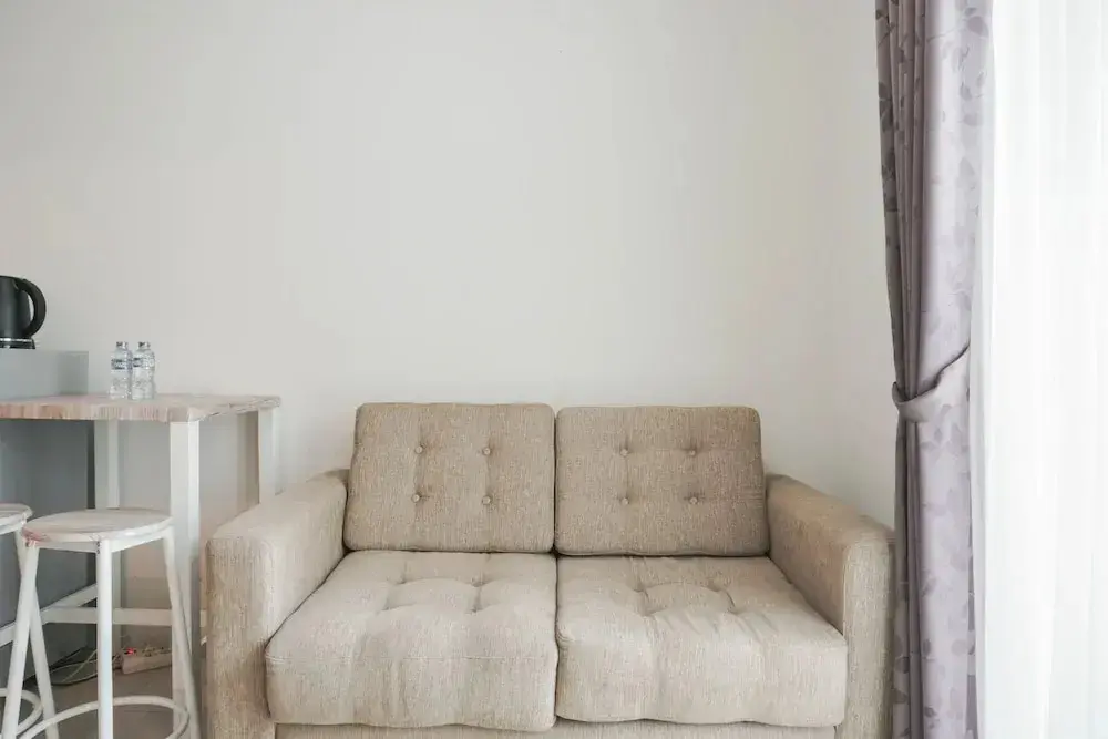 Джакарта: Comfort 1Br Apartment With Study Room At Woodland Park Residence