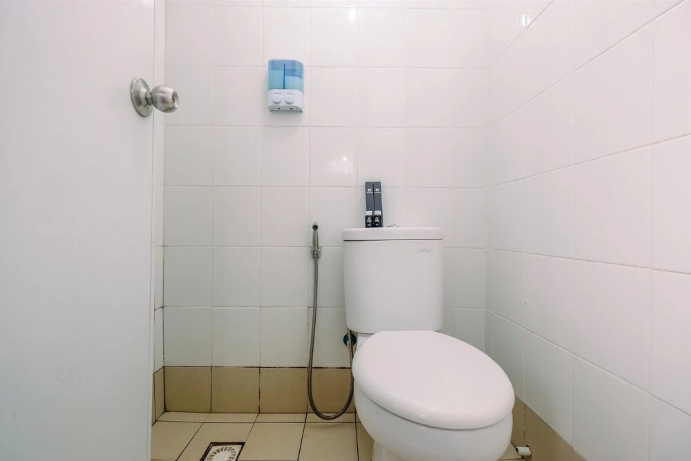 Джакарта: Comfort Living 1Br At Bassura City Apartment