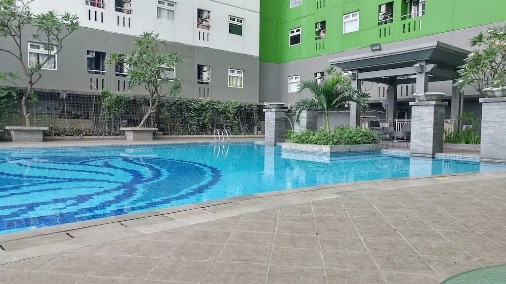 Джакарта: Comfort And Homey 2Br At Green Pramuka City Apartment