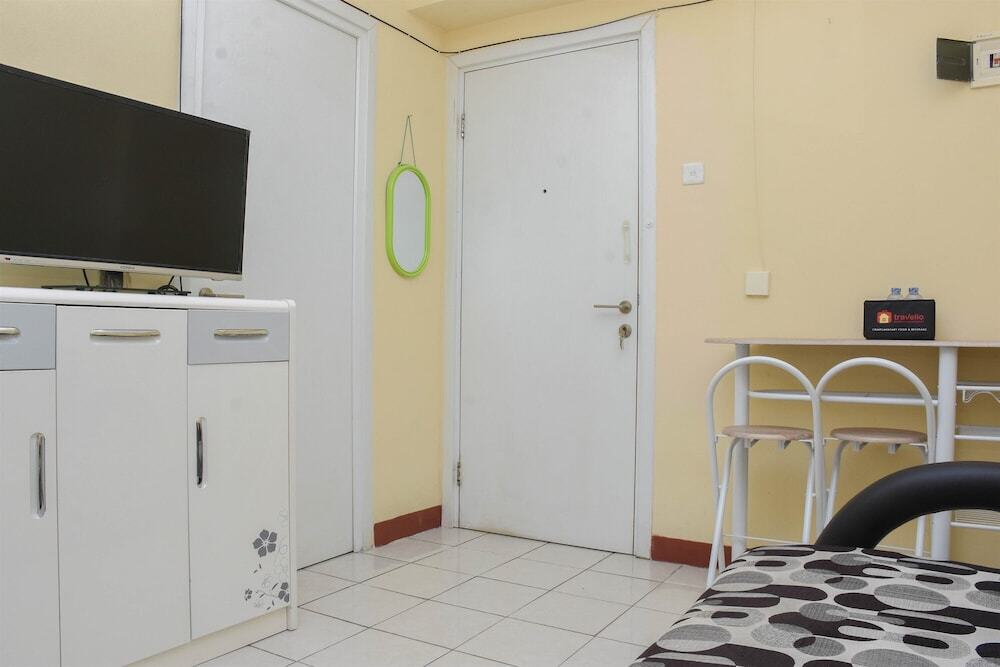 Джакарта: Comfort And Homey 2Br At Green Pramuka City Apartment