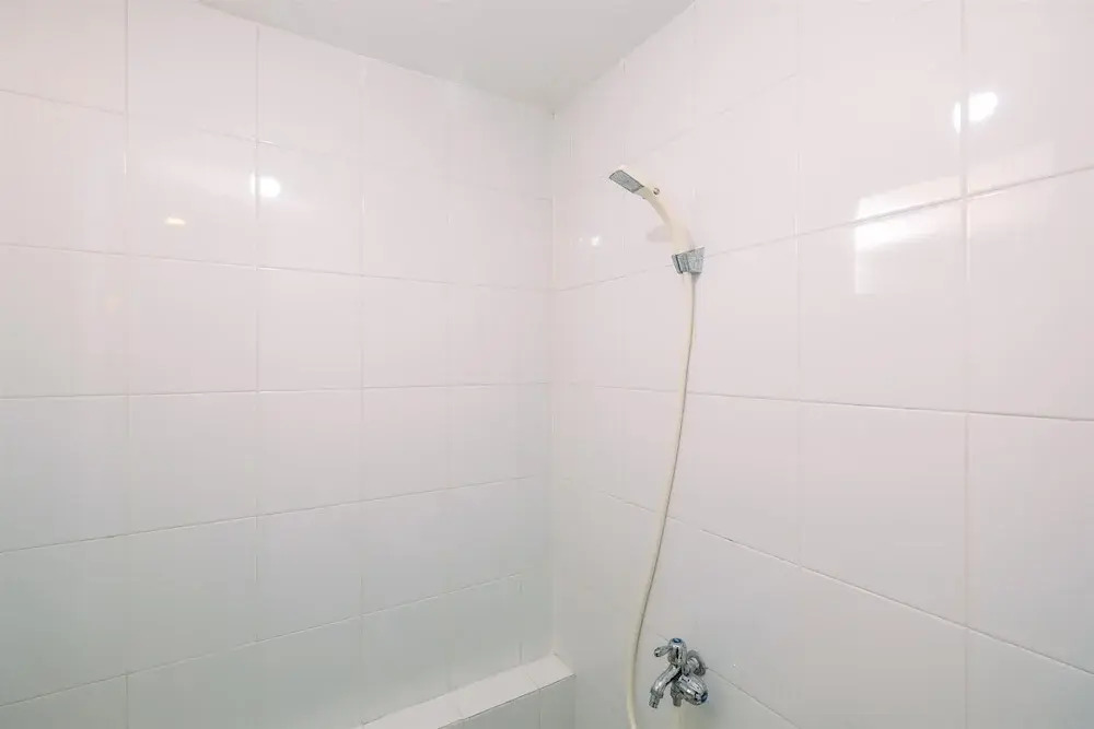 Джакарта: Nice And Fresh 2Br At Bassura City Apartment
