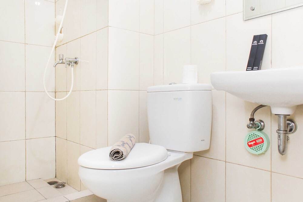 Бекаси: Comfort 2Br At Springlake Sumarecon Apartment