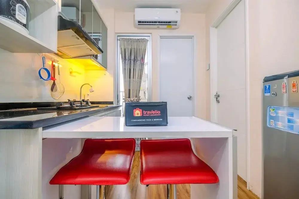 Джакарта: Beautiful 2Br Bassura City Apartment Next To Bassura Mall