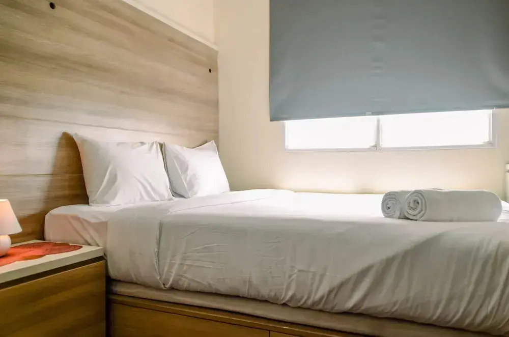 Джакарта: Nice And Warm 1Br At Belmont Residence Puri Apartment