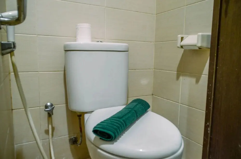 Джакарта: Nice And Warm 1Br At Belmont Residence Puri Apartment