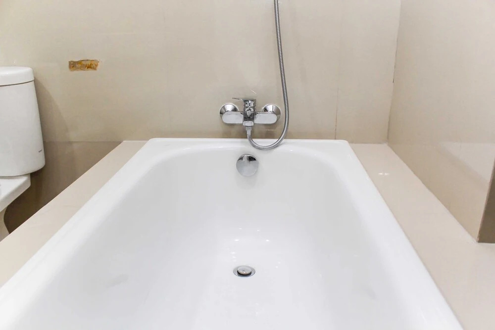 Чикаранг: Nice And Comfort Studio Room At Azalea Suites Apartment