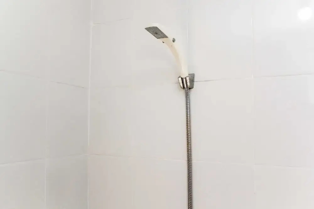 Джакарта: Cozy Studio At Bassura City Apartment