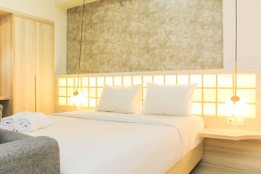 Чикаранг: Modern And Spacious Studio Apartment At Mustika Golf Residence