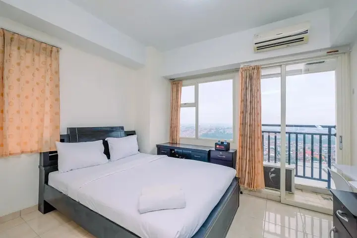 Депок: Cozy Living Studio Apartment At Margonda Residence 3