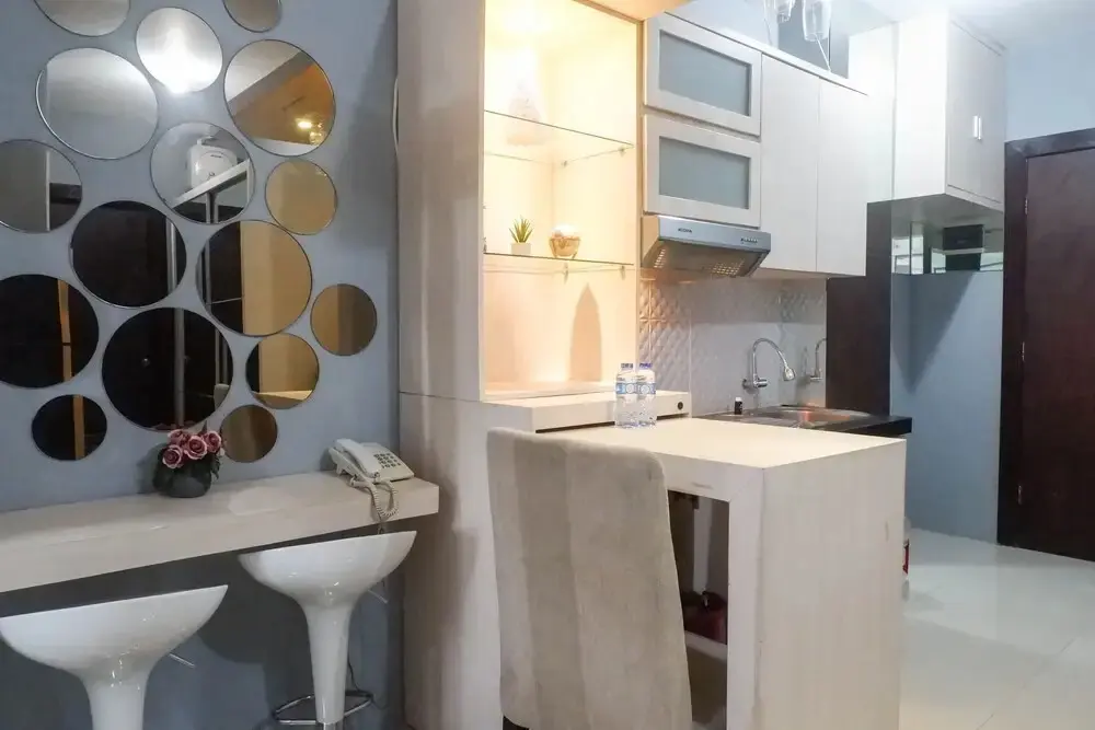 Сурабая: Exquisite 1Br Apartment At Twin Tower