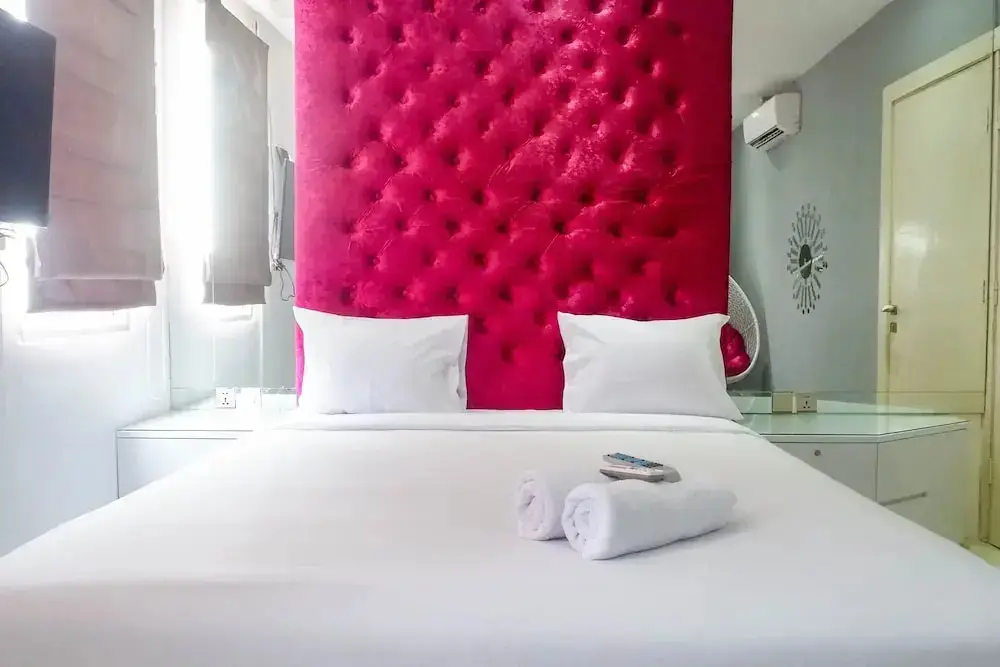 Сурабая: Exquisite 1Br Apartment At Twin Tower