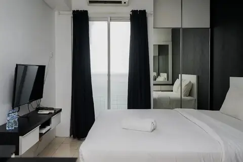 Simply Monochrome And Minimalist Studio At Serpong Greenview Apartment — фото 1