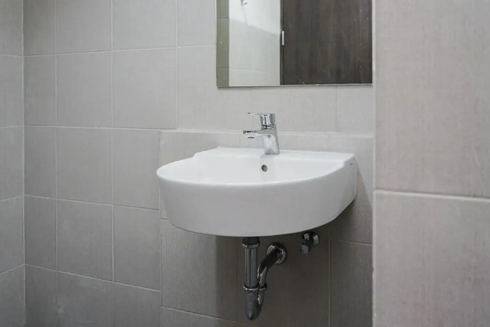 Южный Тангеранг: Comfortable And Simply Studio At Bintaro Icon Apartment