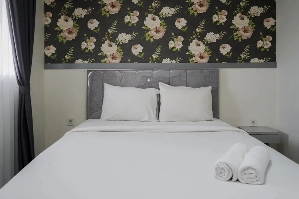 Comfortable And Simply Studio At Bintaro Icon Apartment — фото 1