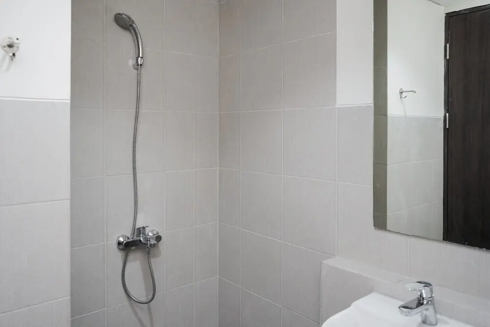 Южный Тангеранг: Comfortable And Simply Studio At Bintaro Icon Apartment
