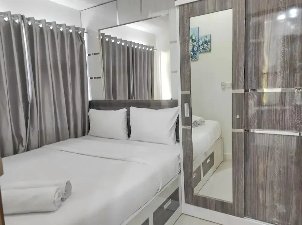 Макассар: Best Deal And Cozy 2Br Vida View Apartment