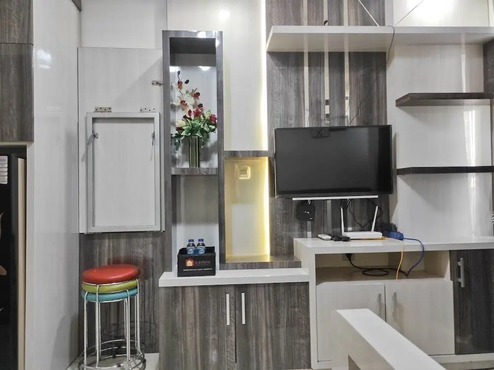 Макассар: Best Deal And Cozy 2Br Vida View Apartment