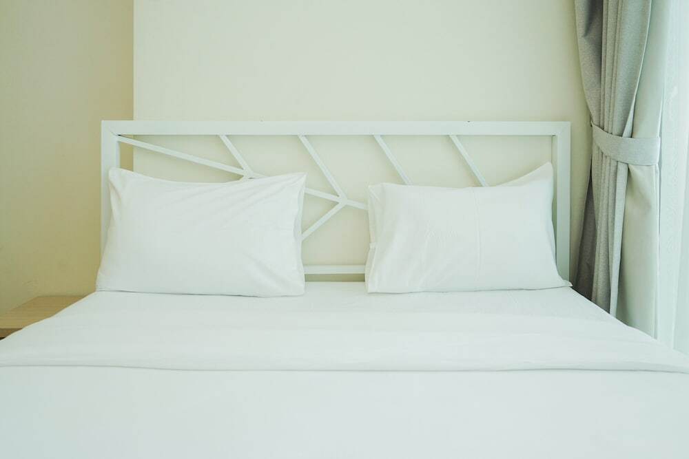 Южный Тангеранг: Homey And Cozy Stay 1Br At Tree Park City Bsd Apartment