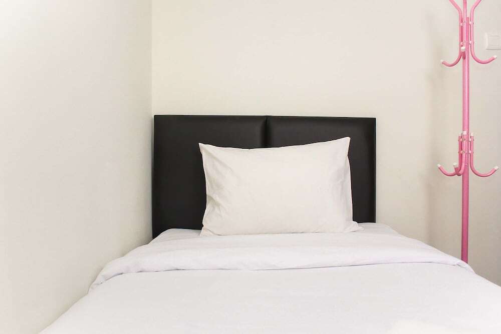 Чикаранг: Comfortable 2Br Apartment At Mustika Golf Residence