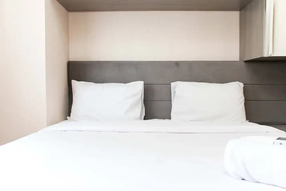 Сибату: Comfort And Spacious 2Br At Meikarta Apartment