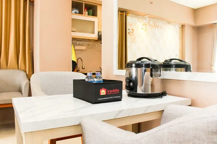 Сибату: Comfort And Spacious 2Br At Meikarta Apartment