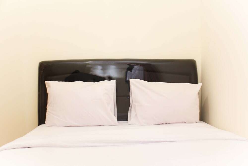 Сибату: Fancy Comfortable 2Br At Meikarta Apartment