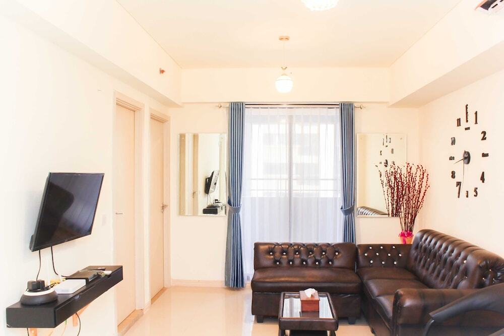 Сибату: Spacious 3Br At Meikarta Apartment