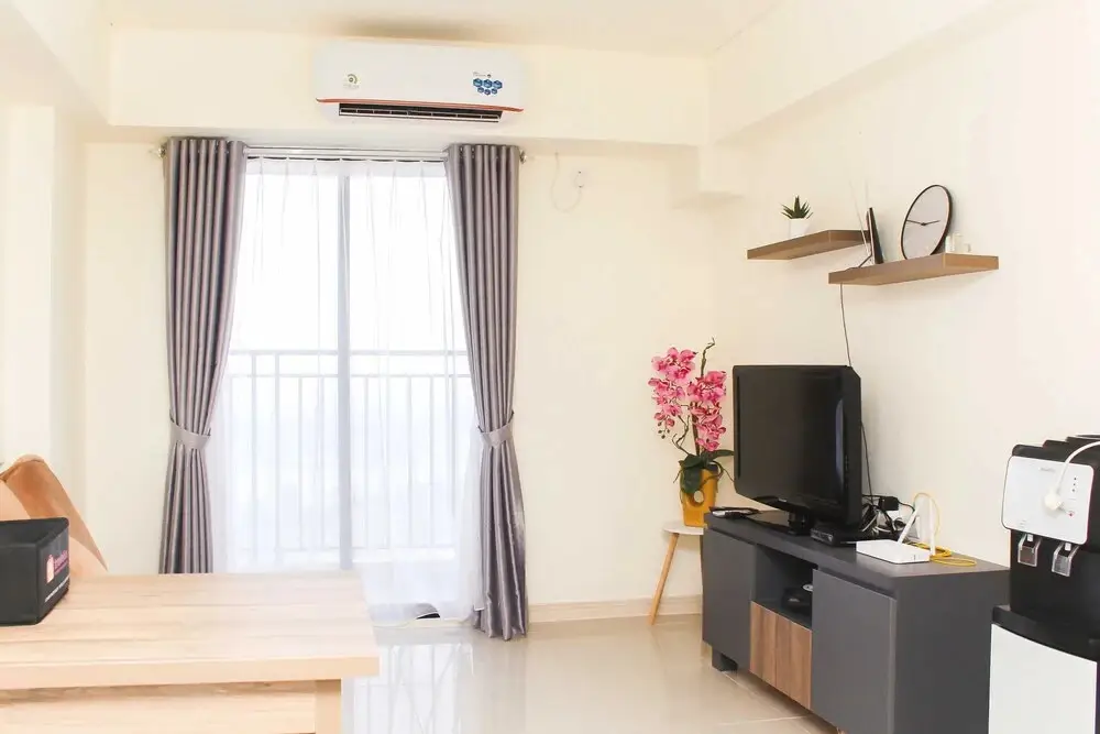 Сибату: Nice And Comfort 2Br Apartment At Meikarta