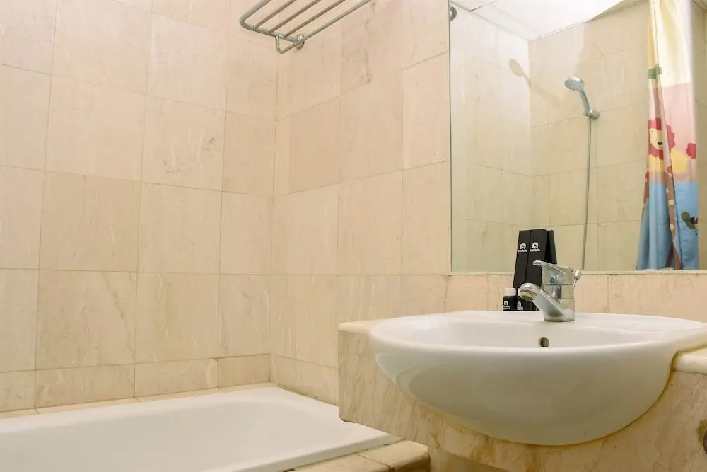 Джакарта: Elegant And Comfort 1Br + Extra Room Apartment At Bellagio Residence