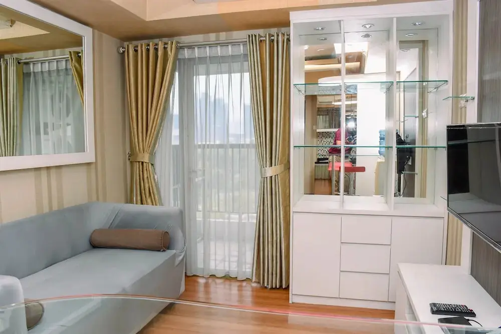 Джакарта: Nice And Homey 1Br At The Wave Kuningan Apartment