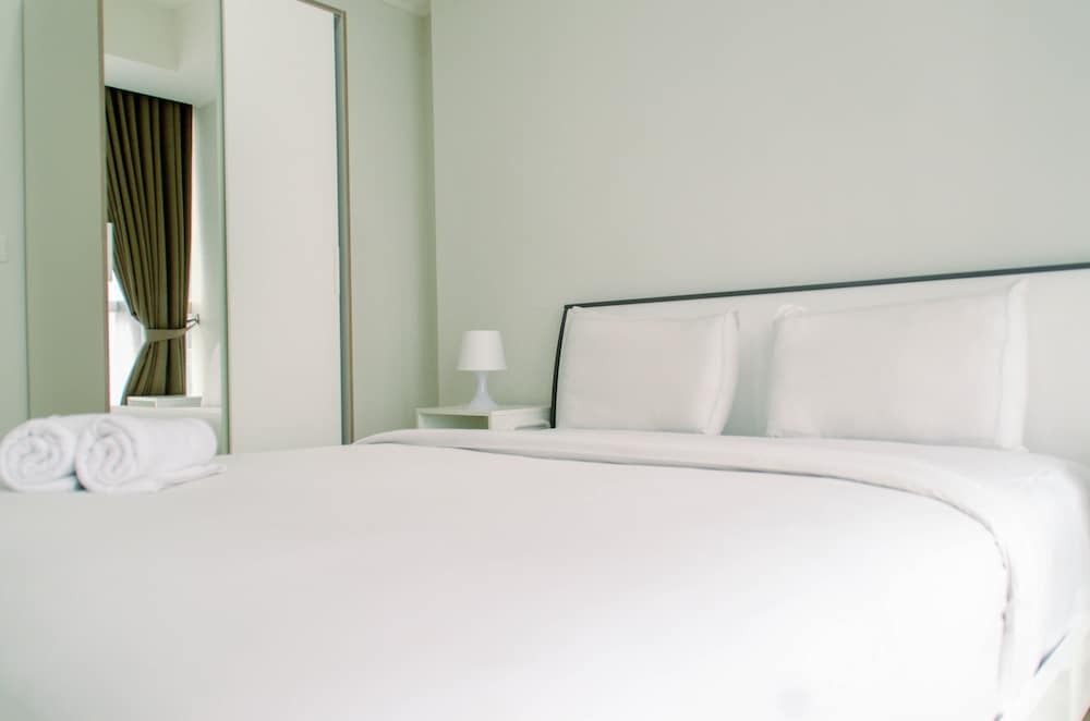 Джакарта: Comfort And Spacious 2Br At Gold Coast Apartment