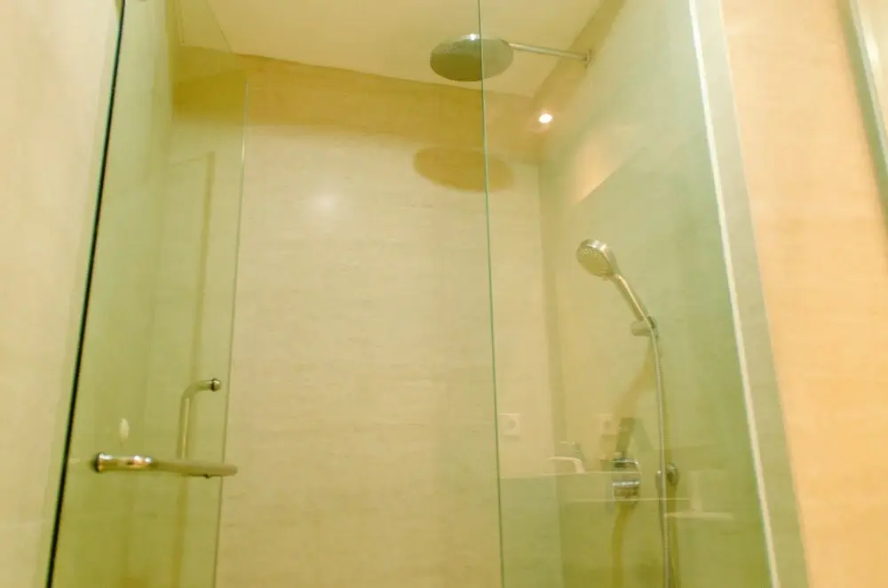 Джакарта: Comfort And Spacious 2Br At Gold Coast Apartment