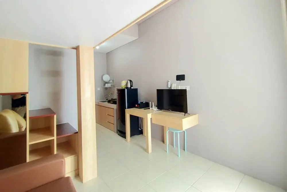 Депок: Nice And Cozy Living Studio Room At Dave Apartment