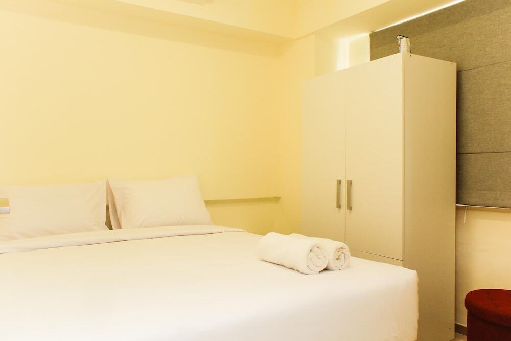 Сибату: Comfortable 2Br With Study Room At Meikarta Apartment
