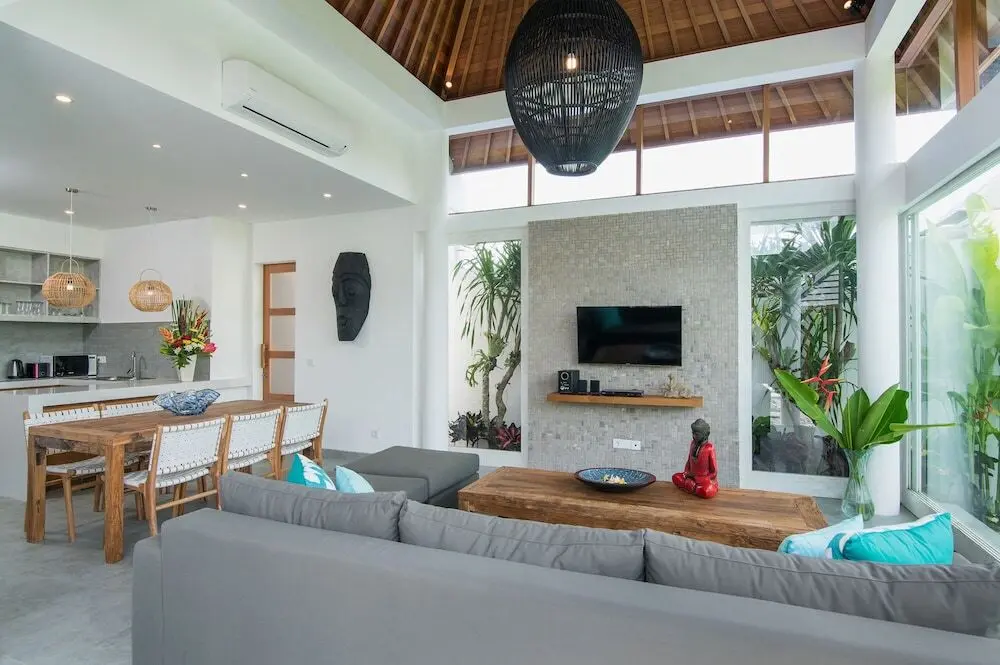 Чангу: Villa Bronte Beachside Living in the Heart of Canggu Sleeps 4 pax Light and Bright Beautiful Modern Villa 100m From Beach